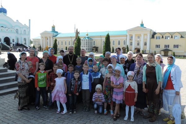 /Content/PhotoArticles/4022sunday school 4.jpg